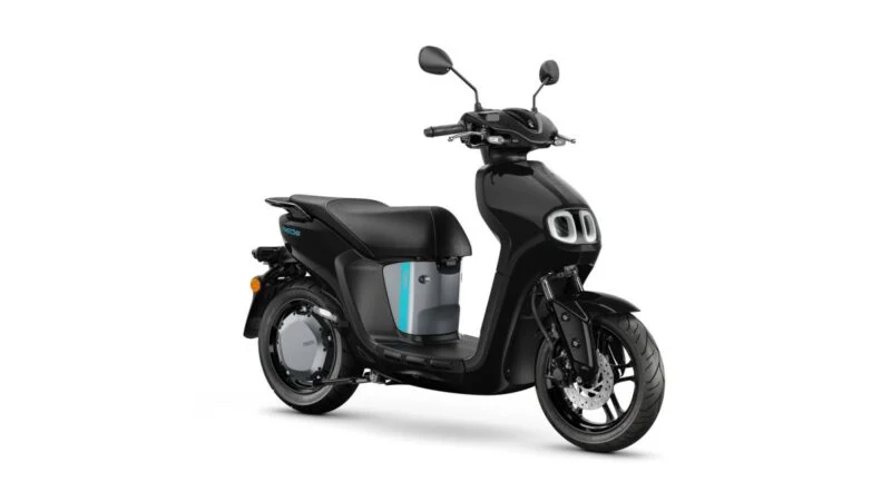 Yamaha NEO'S 2023-Black