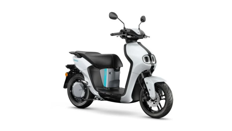 Yamaha NEO'S 2023-White