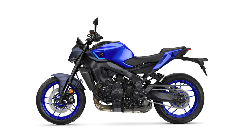 Yamaha MT-09 35 kW Performance: IMU de seis ejes