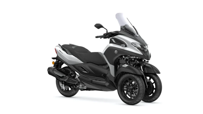 TRICITY 300 2025