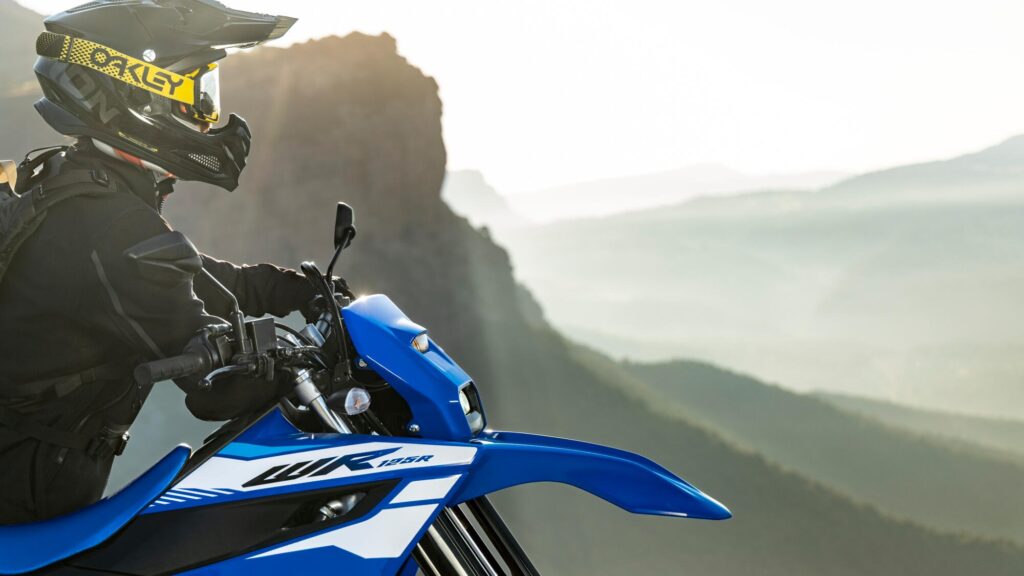 Yamaha WR125R: 125 cc con VVA