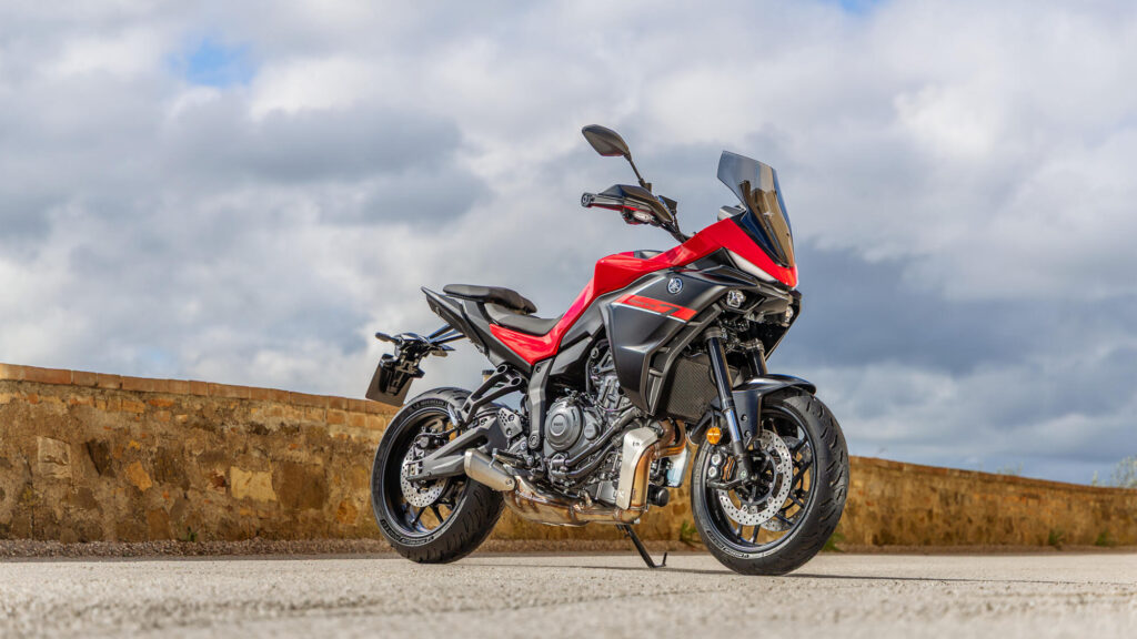 Yamaha TRACER 7 35 kW Touring: Protección y control de crucero