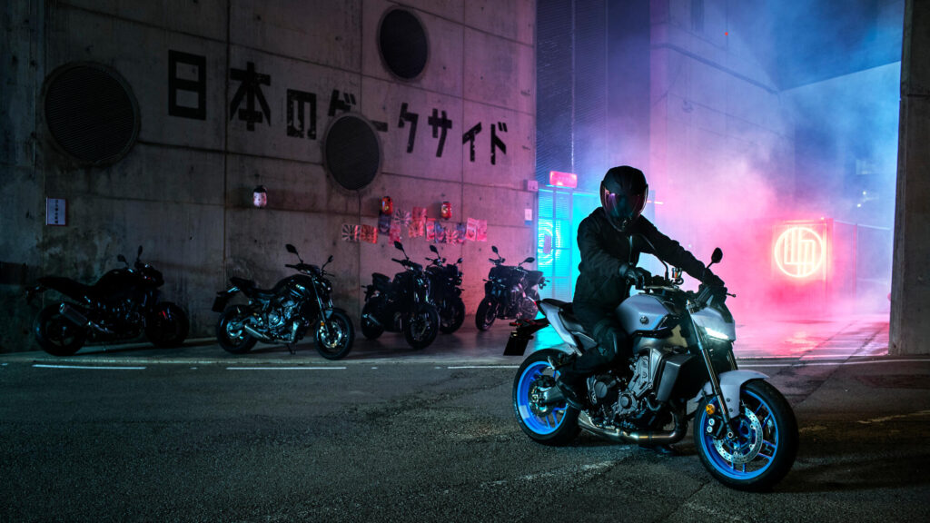 Yamaha MT-09 Performance: IMU de seis ejes