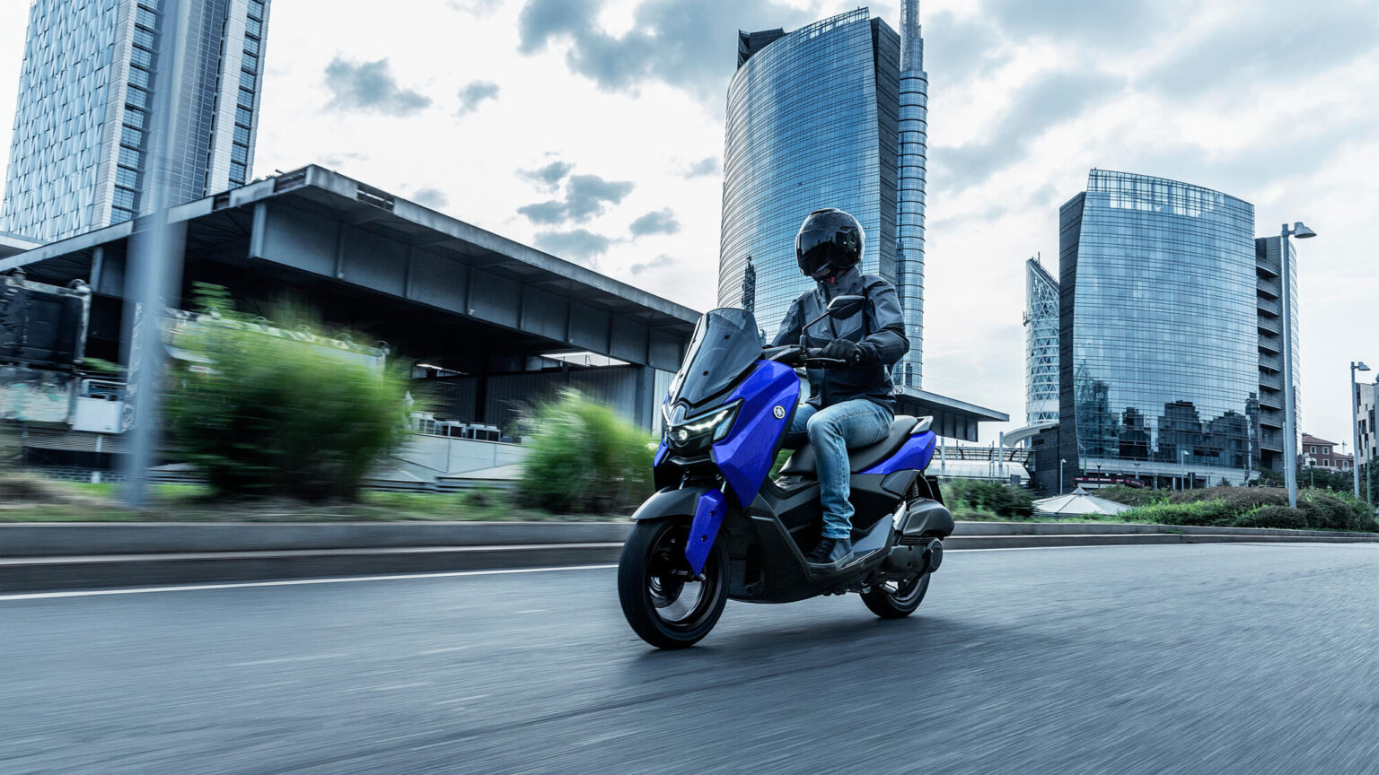 Vídeo oficial Yamaha NMAX 125