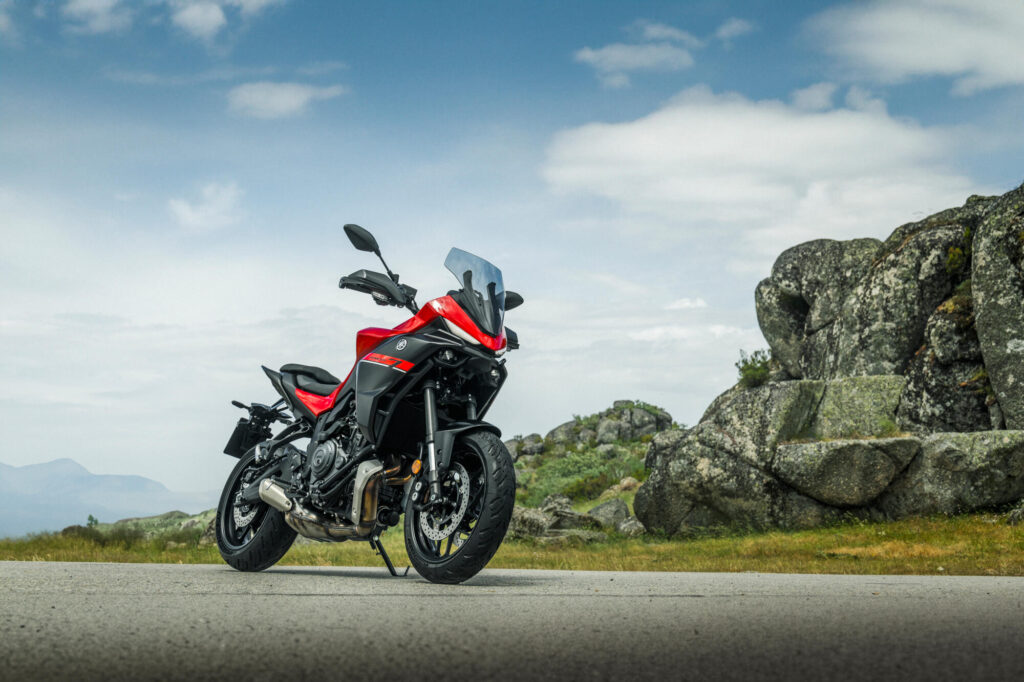 Yamaha TRACER 7 35 kW Y-AMT: Protección y control de crucero