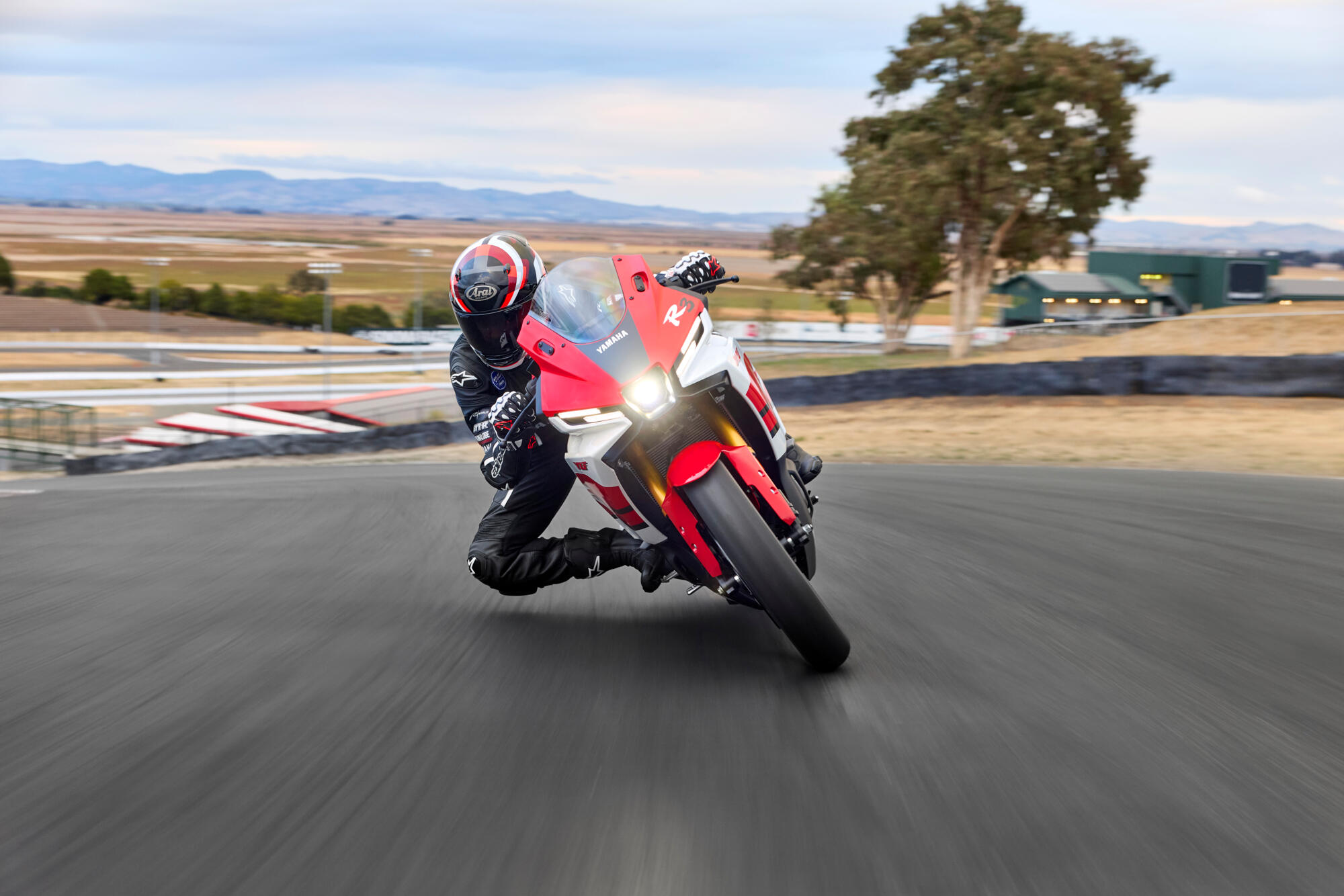 Yamaha R3 70th Anniversary 8