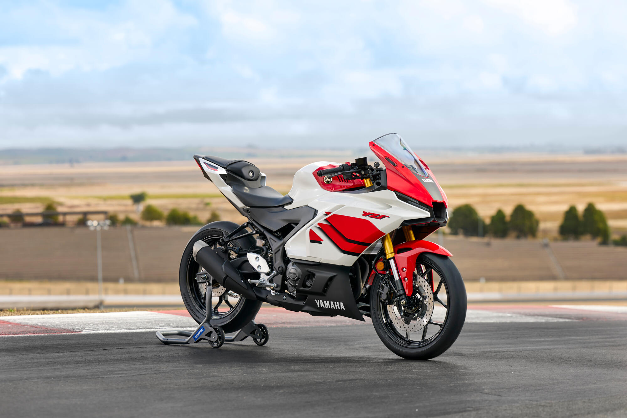 Yamaha R3 70th Anniversary 5
