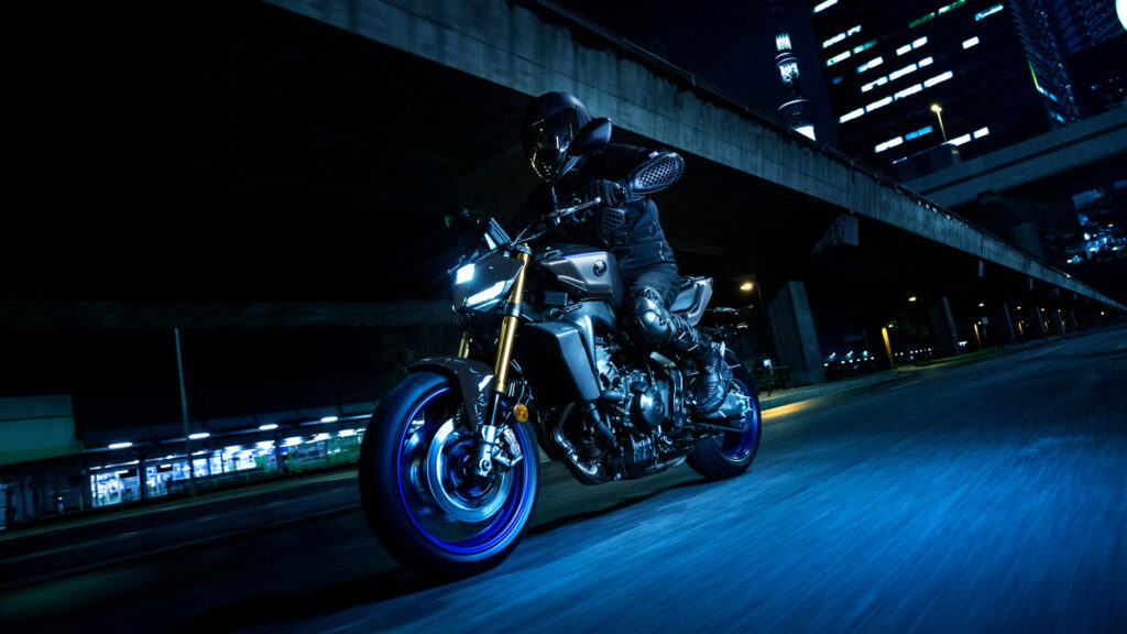 Yamaha MT-09 SP: Totalmente regulables