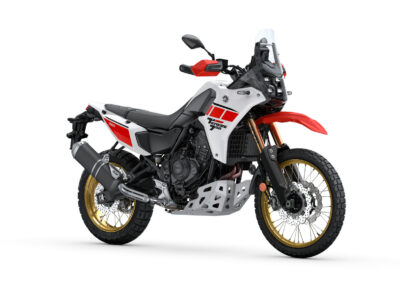 Yamaha Ténéré 700 Rally 2027 en Heritage White (estudio)